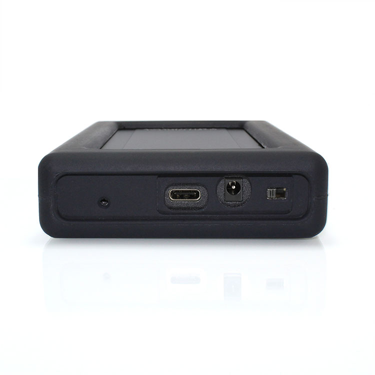 Oyen-minipro_dura_black_end Oyen minipro dura black ports