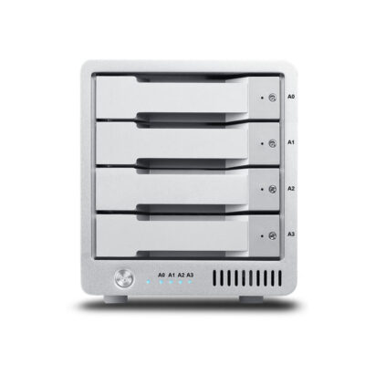 CalDigit T4 Thunderbolt 3 front