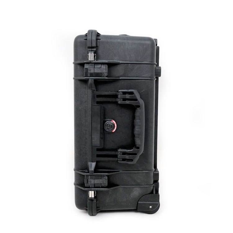 peli-1560-side Peli 1560 carry case - handle