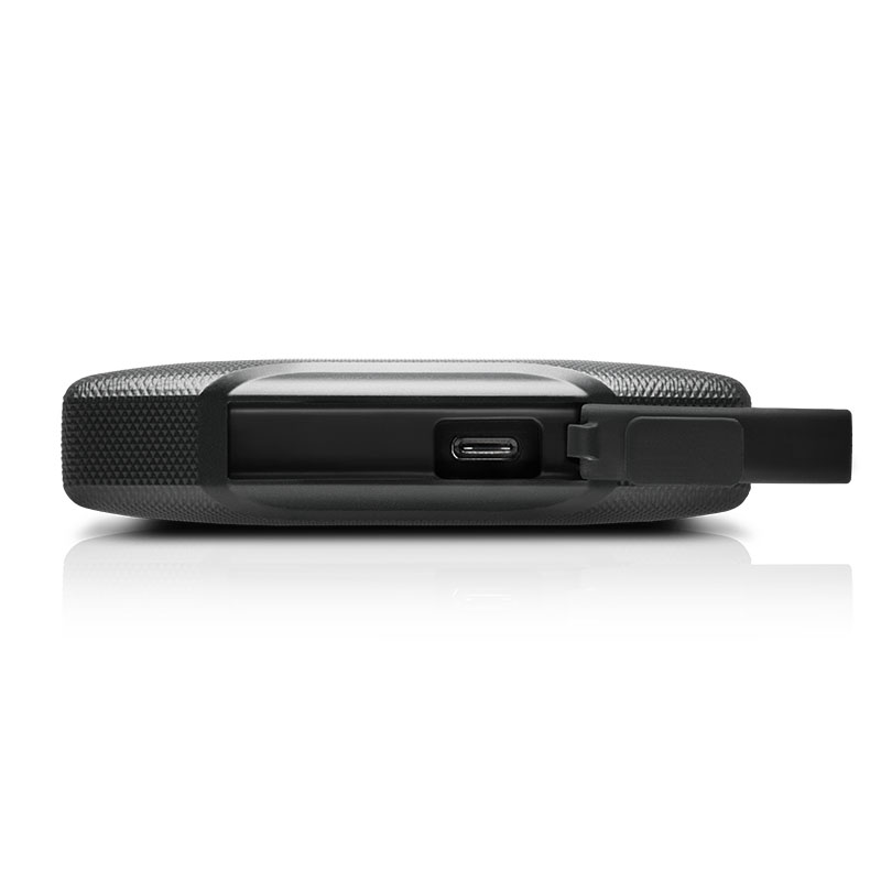 SDP-G-DRIVE-ArmorATD_2TB_OpenPort G-Drive Armor USB-C port