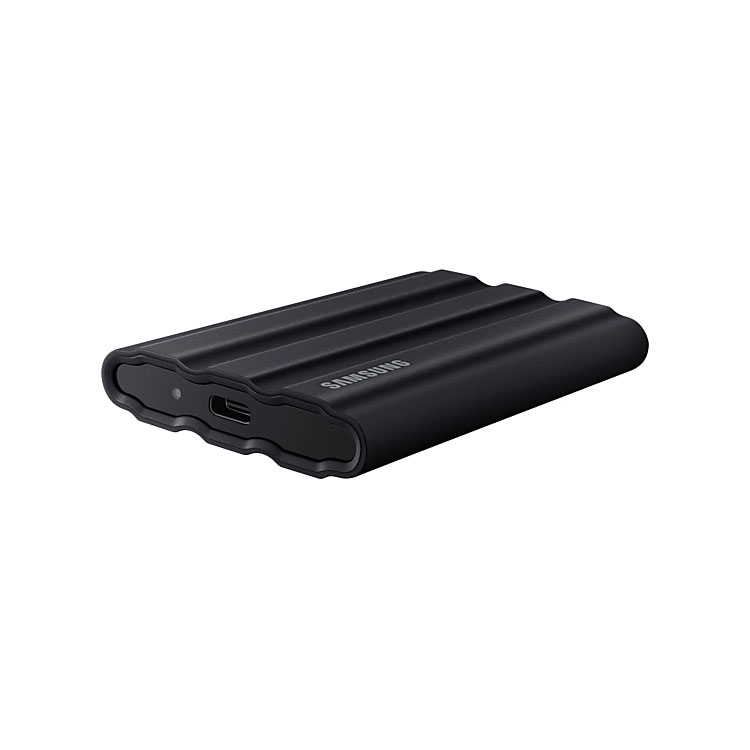 Samsung-ssd-t7-shield-angle Samsung T7 Shield - USB-C Port