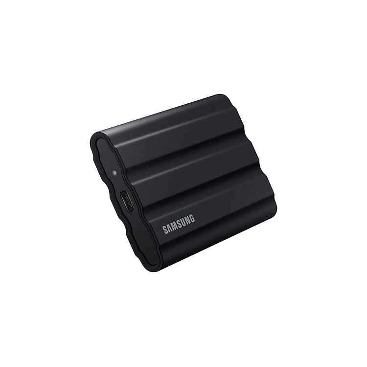 Samsung-t7-shield-mu-pe2t0s Samsung T7 Shield - angle