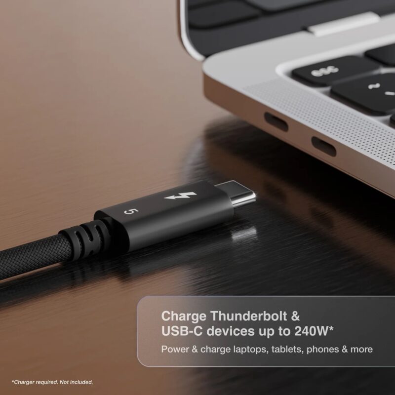 CalDigit-Thunderbolt-5-Cable-Charging CalDigit-Thunderbolt-5-Cable-Charging